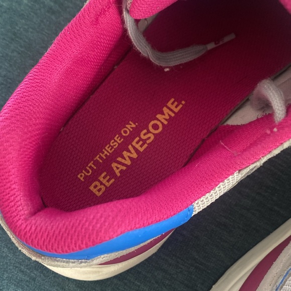 New Balance FIGS 5740 Size 11 Shoes - Picture 8 of 11